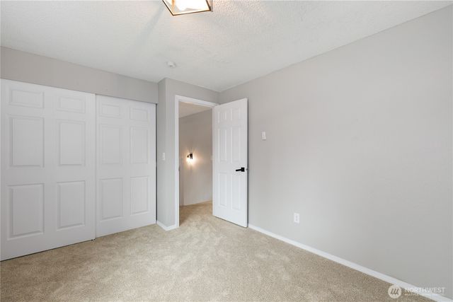 12002 151st Court E, Puyallup, WA 98374