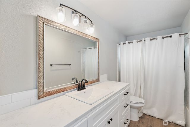 12002 151st Court E, Puyallup, WA 98374