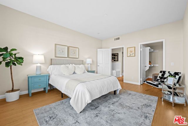 117 S Clark Drive 305, Los Angeles, CA 90048