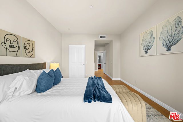 117 S Clark Drive 305, Los Angeles, CA 90048