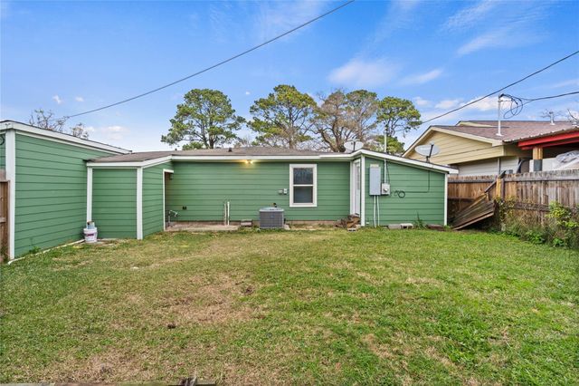1330 15th Street 1, Galena Park, TX 77547