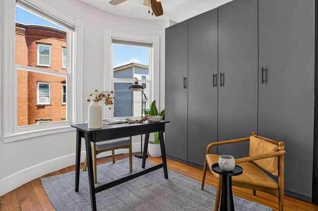 6 Kenney St B, Boston, MA 02130