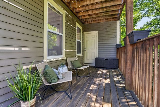 6 Kenney St B, Boston, MA 02130