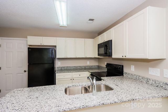 9216 Torrence Crossing Drive, Huntersville, NC 28078