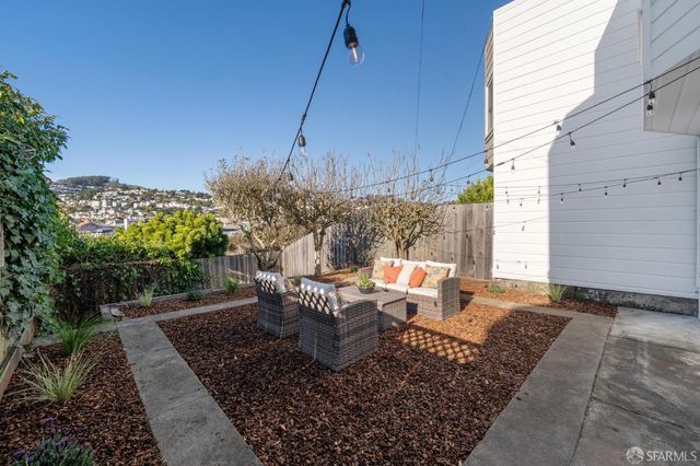 1558 Alemany Boulevard, San Francisco, CA 94112