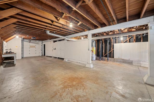 1558 Alemany Boulevard, San Francisco, CA 94112