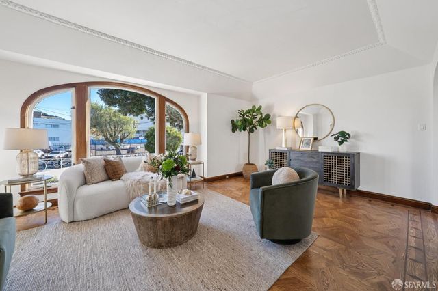 1558 Alemany Boulevard, San Francisco, CA 94112