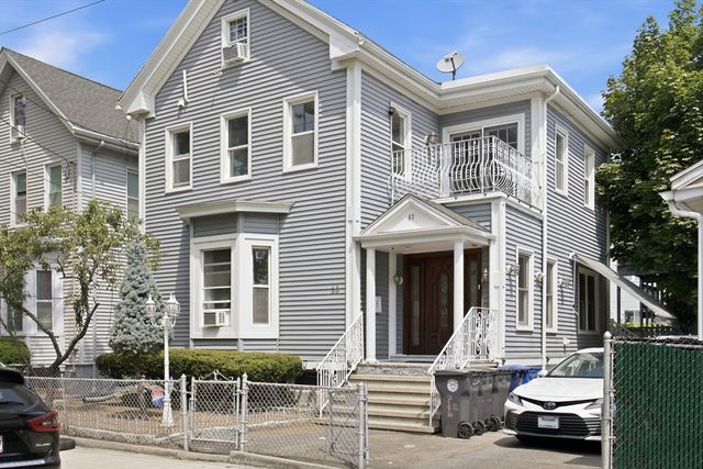 63 Orange St, Chelsea, MA 02150