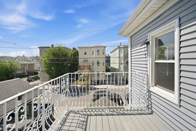 63 Orange St, Chelsea, MA 02150
