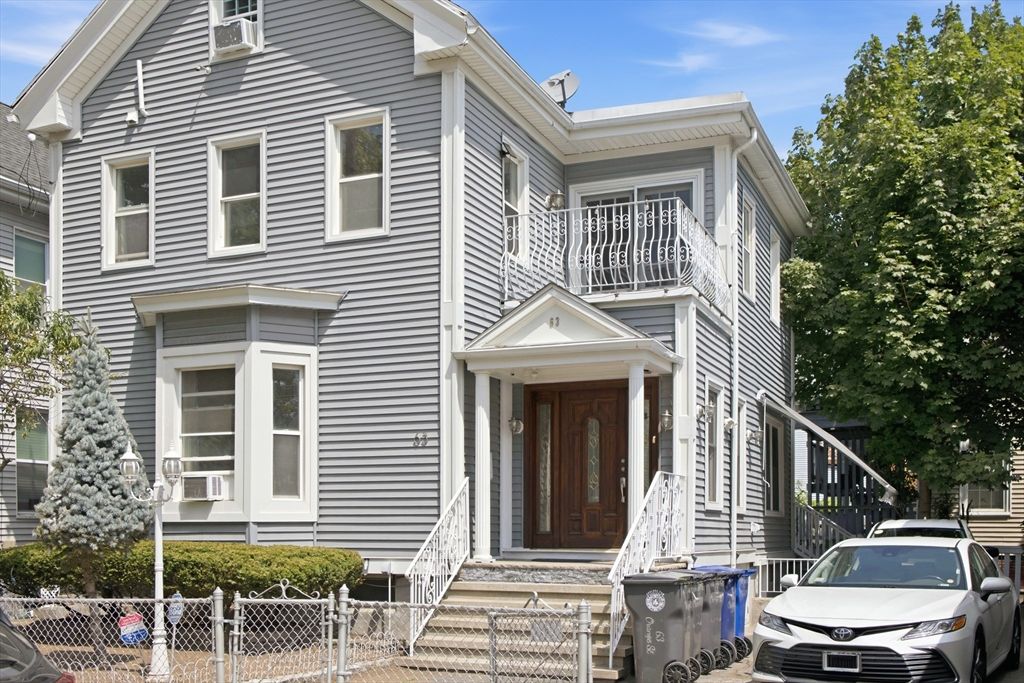 63 Orange St, Chelsea, MA 02150