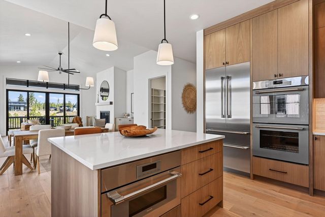 3448 NW Sullivan Avenue Lot 243, Bend, OR 97703