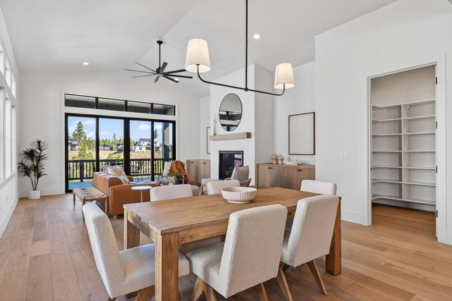 3448 NW Sullivan Avenue Lot 243, Bend, OR 97703