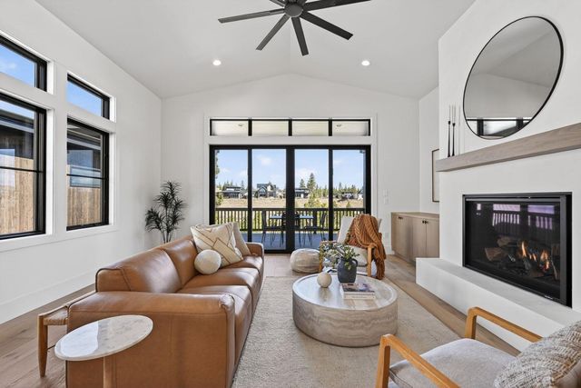 3448 NW Sullivan Avenue Lot 243, Bend, OR 97703