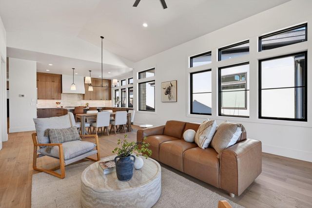 3448 NW Sullivan Avenue Lot 243, Bend, OR 97703