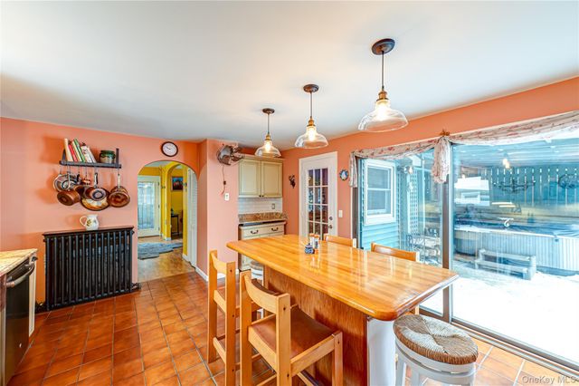 7 Nicholas Street, Port Jefferson, NY 11777