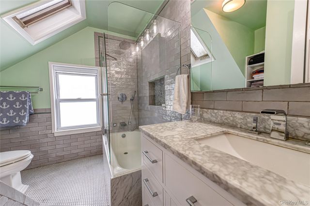 7 Nicholas Street, Port Jefferson, NY 11777