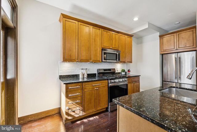 226 RHODE ISLAND AVE NW, Washington, DC 20001