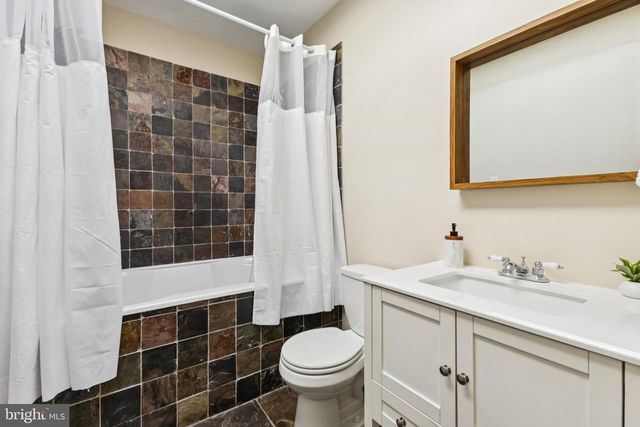 226 RHODE ISLAND AVE NW, Washington, DC 20001