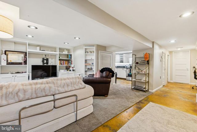 226 RHODE ISLAND AVE NW, Washington, DC 20001