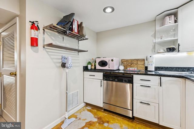 226 RHODE ISLAND AVE NW, Washington, DC 20001