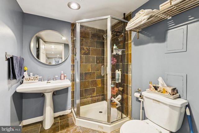 226 RHODE ISLAND AVE NW, Washington, DC 20001