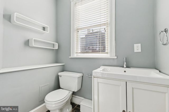 226 RHODE ISLAND AVE NW, Washington, DC 20001