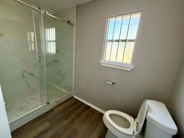 6534 Briar Glade Drive, Houston, TX 77072