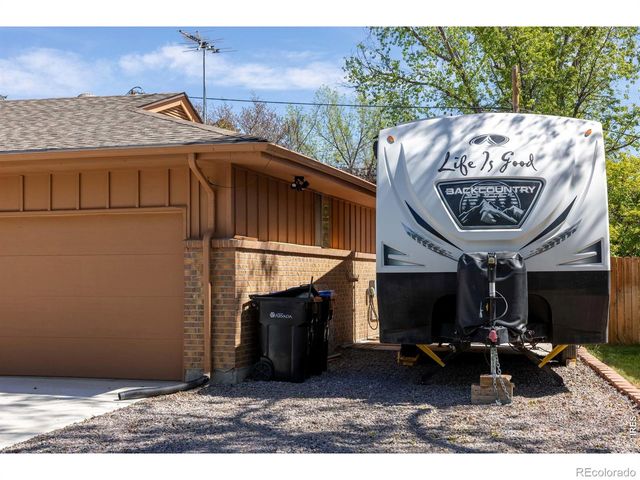 10933 W 67th Place, Arvada, CO 80004