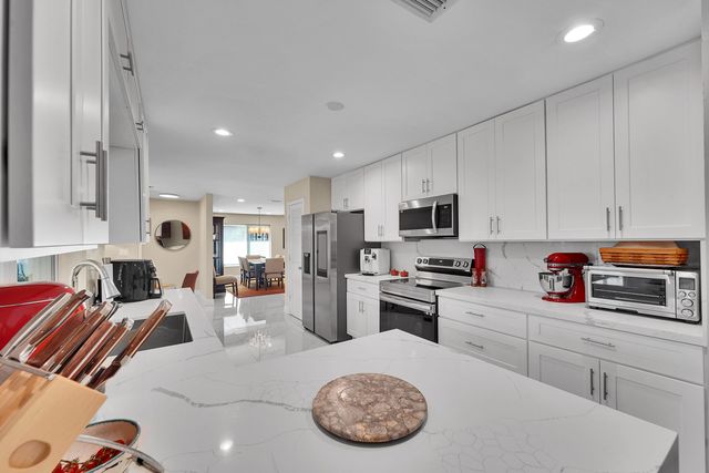 2133 NW 116th Terrace, Coral Springs, FL 33071