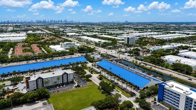 8726 NW 26 Street 18, Doral, FL 33172