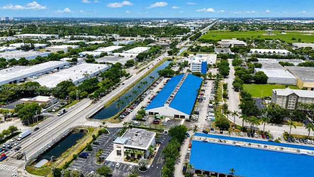 8726 NW 26 Street 18, Doral, FL 33172