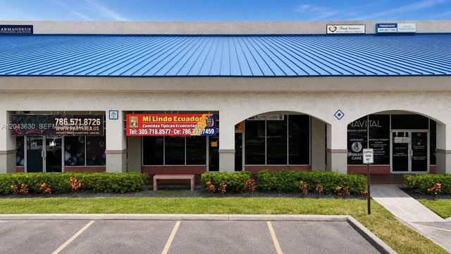8726 NW 26 Street 18, Doral, FL 33172