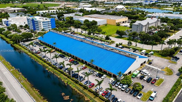 8726 NW 26 Street 18, Doral, FL 33172