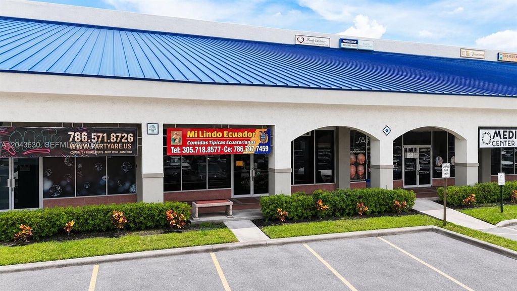 8726 NW 26 Street 18, Doral, FL 33172