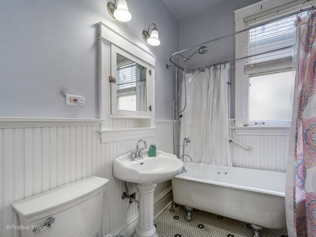 3109 Clarence Avenue, Berwyn, IL 60402