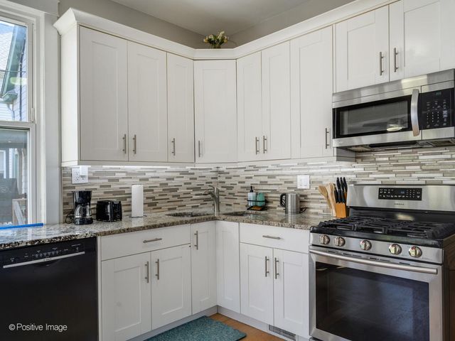 3109 Clarence Avenue, Berwyn, IL 60402