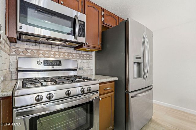 11505 CRAZY HORSE Drive, El Paso, TX 79936