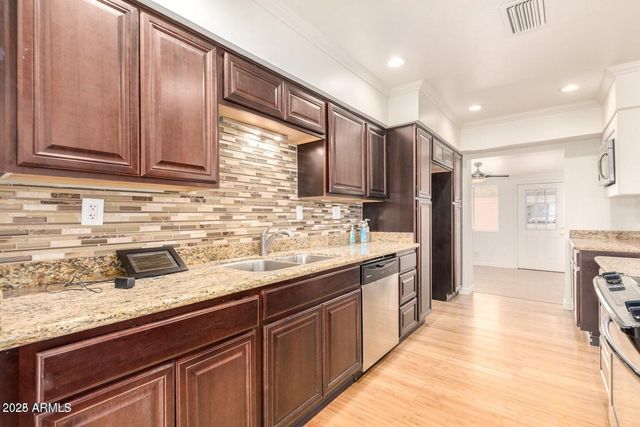 2023 W CLARENDON Avenue, Phoenix, AZ 85016