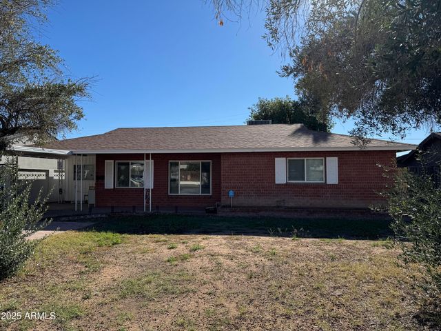 2023 W CLARENDON Avenue, Phoenix, AZ 85016