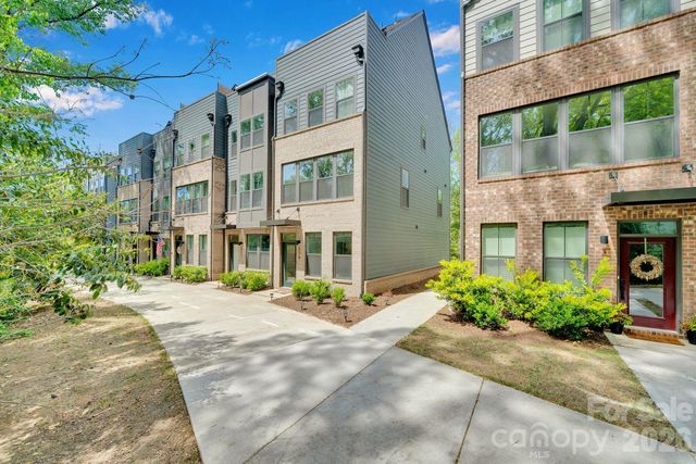 336 Twinflower Lane, Charlotte, NC 28205