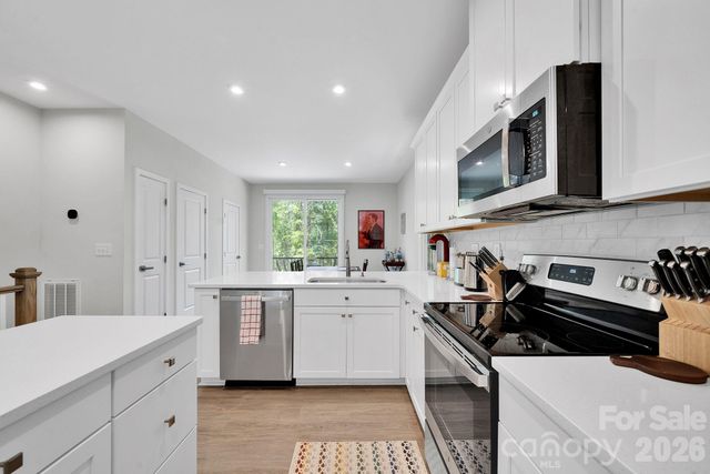 336 Twinflower Lane, Charlotte, NC 28205