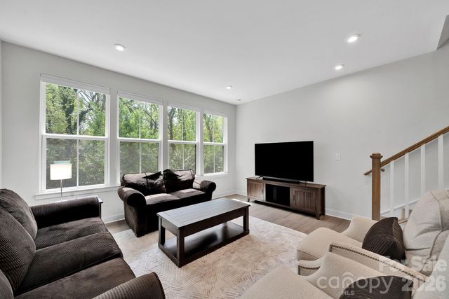 336 Twinflower Lane, Charlotte, NC 28205