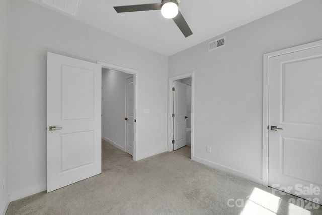 336 Twinflower Lane, Charlotte, NC 28205