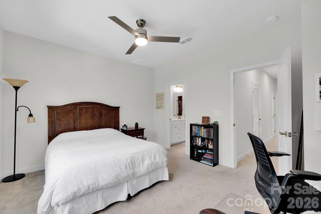 336 Twinflower Lane, Charlotte, NC 28205