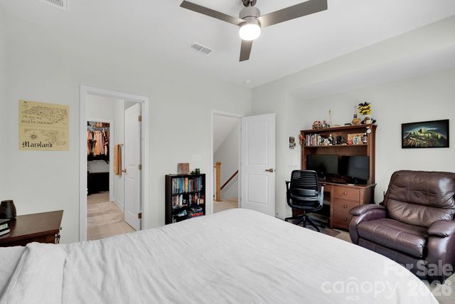 336 Twinflower Lane, Charlotte, NC 28205