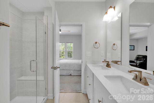 336 Twinflower Lane, Charlotte, NC 28205