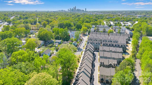 336 Twinflower Lane, Charlotte, NC 28205