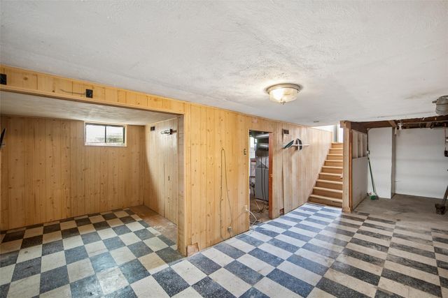 2521 57th Street, Des Moines, IA 50310