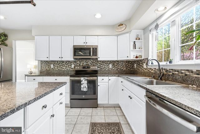 4114 LOMAR, Mount Airy, MD 21771