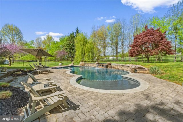 4114 LOMAR, Mount Airy, MD 21771